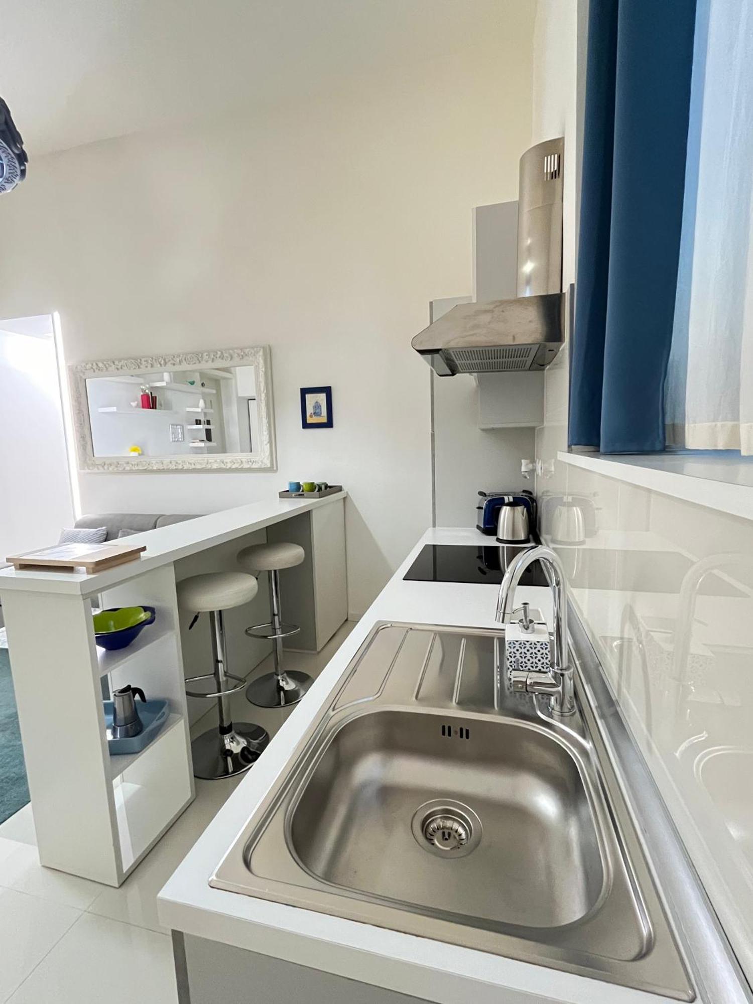 Apartmán Residenza Santi Ai Monti Řím Exteriér fotografie