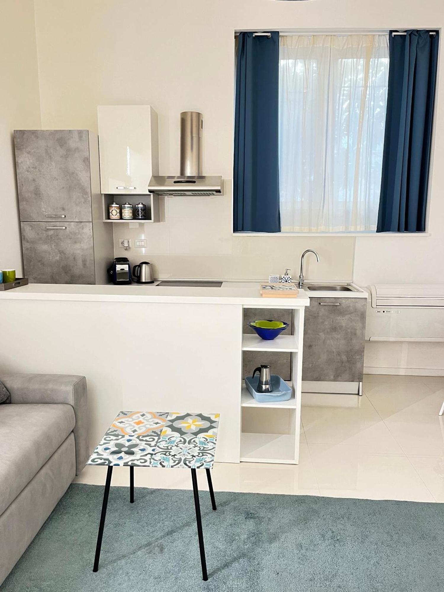 Apartmán Residenza Santi Ai Monti Řím Exteriér fotografie